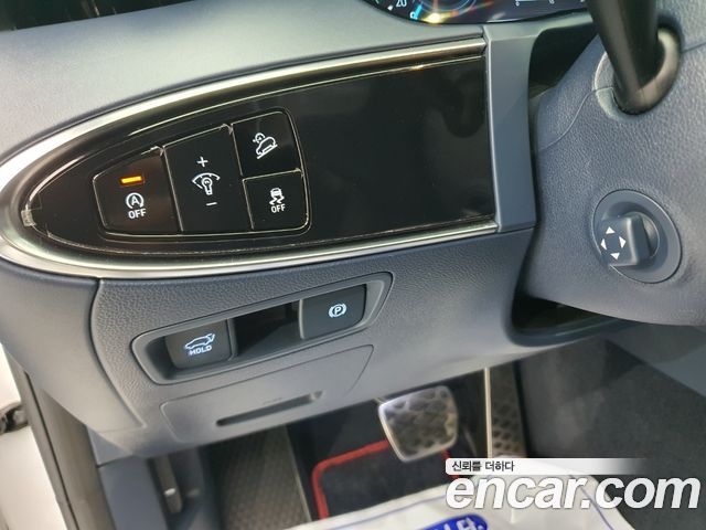 Genesis GV70 2021 — photo 14