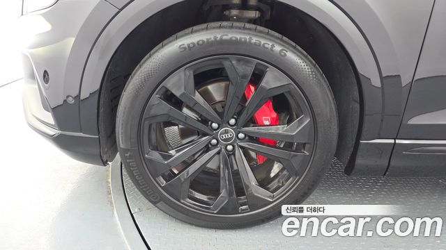 Audi Q8 2023 — photo 5