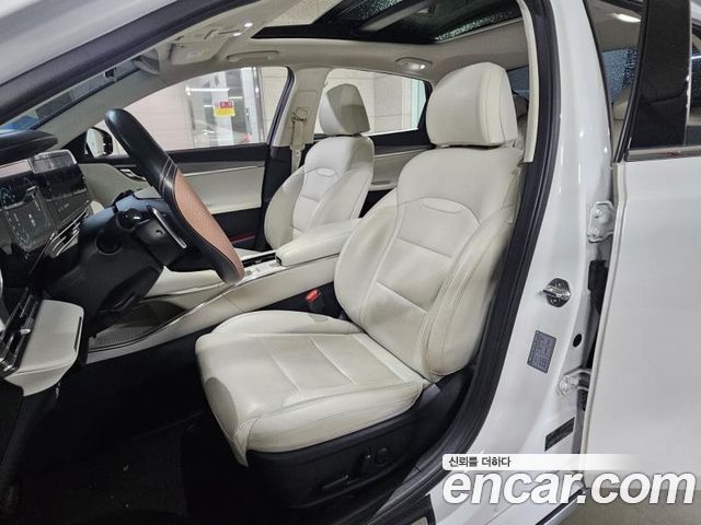Hyundai Grandeur 2022 — photo 8