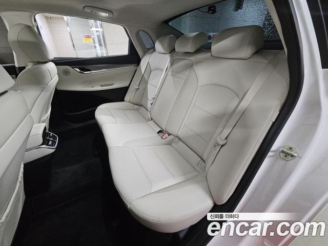 Hyundai Grandeur 2022 — photo 9