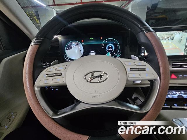 Hyundai Grandeur 2022 — photo 16