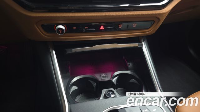 BMW 3-Series 2023 — photo 23