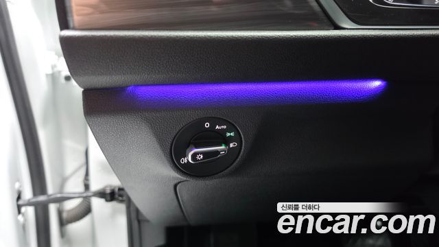 Volkswagen Jetta 2023 — photo 22