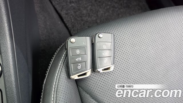 Volkswagen Jetta 2023 — photo 25