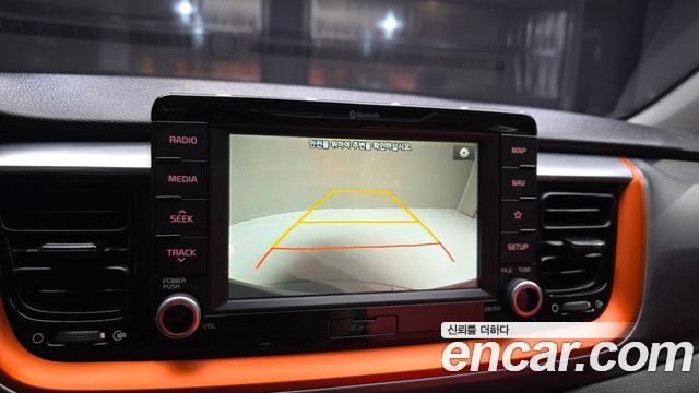 Kia Stonic 2018 — photo 15