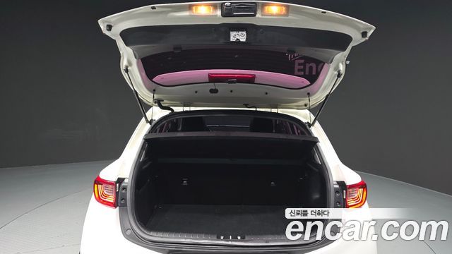 Kia Stonic 2018 — photo 20