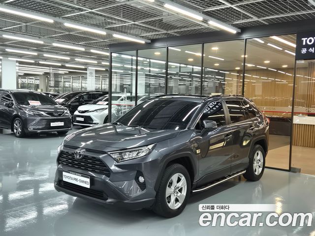 Toyota RAV4 2021 — photo 1