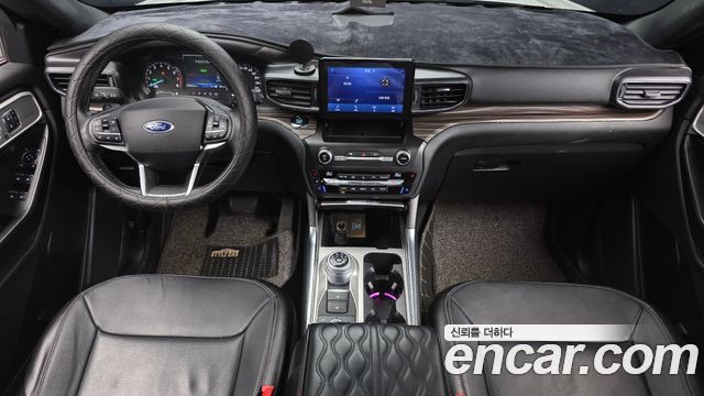 Ford Explorer 2020 — photo 7