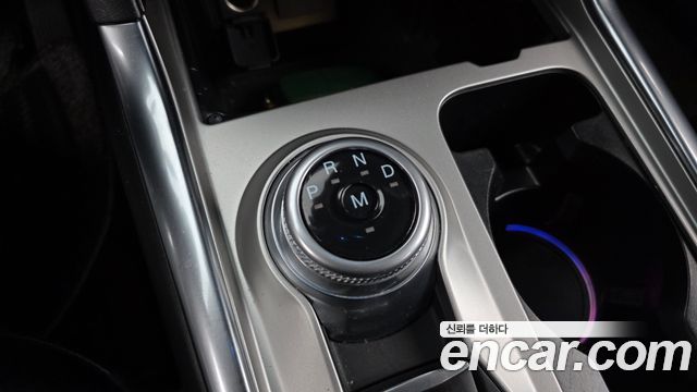 Ford Explorer 2020 — photo 9