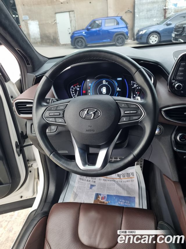 Hyundai Santafe 2019 — photo 14