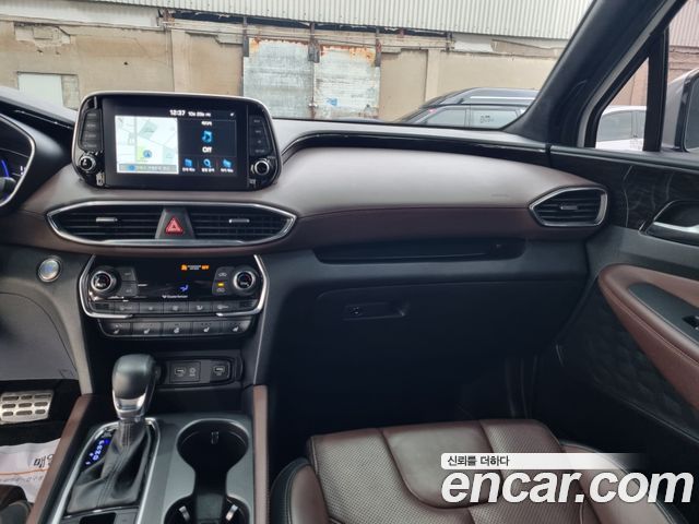 Hyundai Santafe 2019 — photo 16