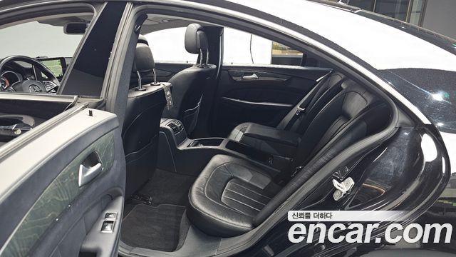 Mercedes-Benz CLS-Class 2017 — photo 17
