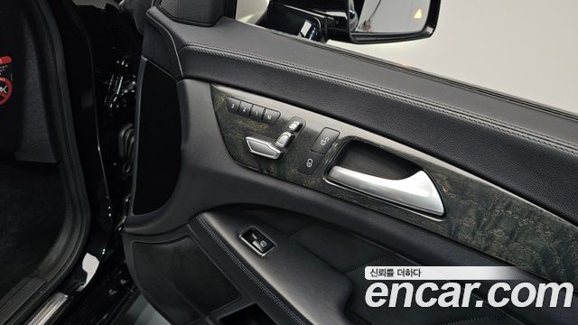 Mercedes-Benz CLS-Class 2017 — photo 32
