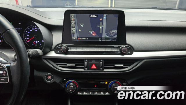 Kia K3 2019 — photo 22