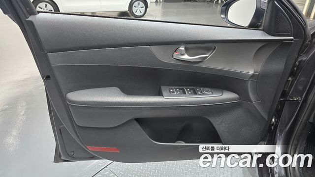 Kia K3 2019 — photo 14