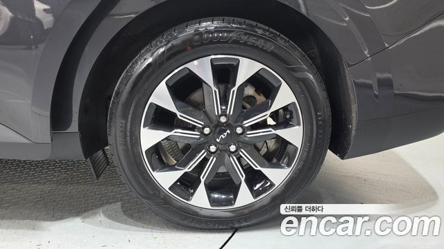 Kia Canival 2023 — photo 5