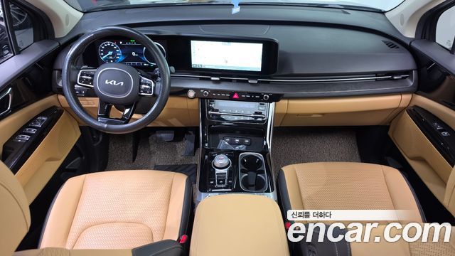 Kia Canival 2023 — photo 10