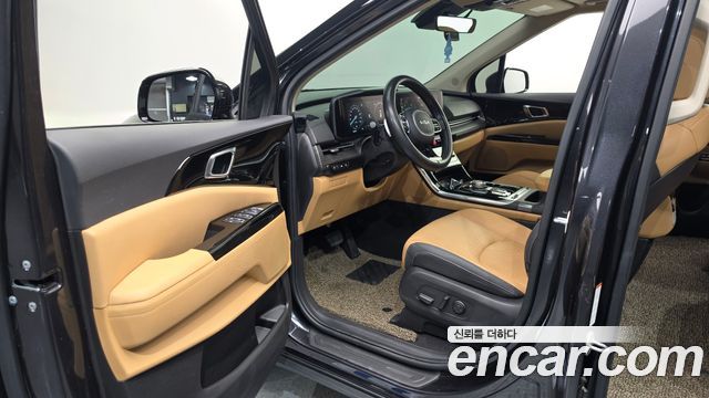 Kia Canival 2023 — photo 13