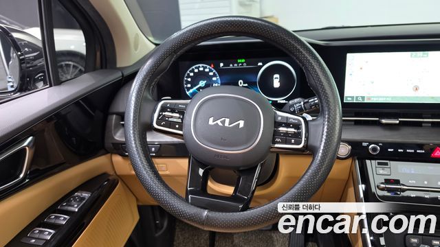 Kia Canival 2023 — photo 19