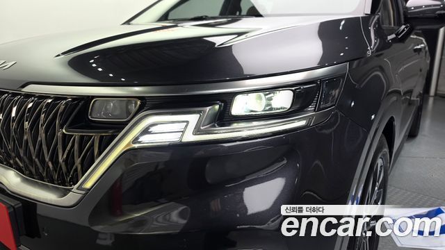 Kia Canival 2023 — photo 8
