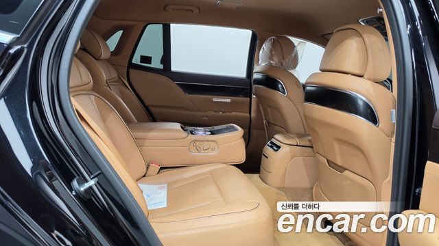 Genesis G90 2022 — photo 17