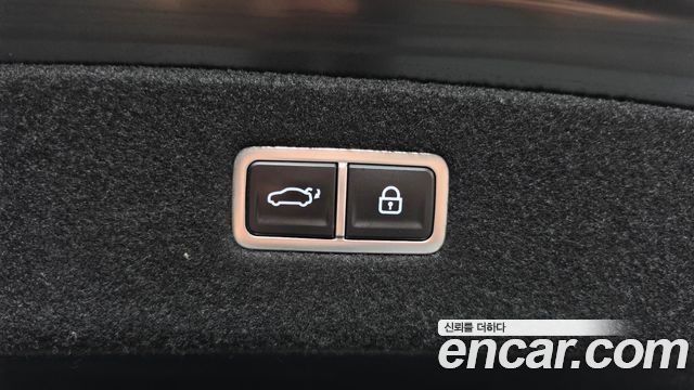 Genesis G90 2022 — photo 23