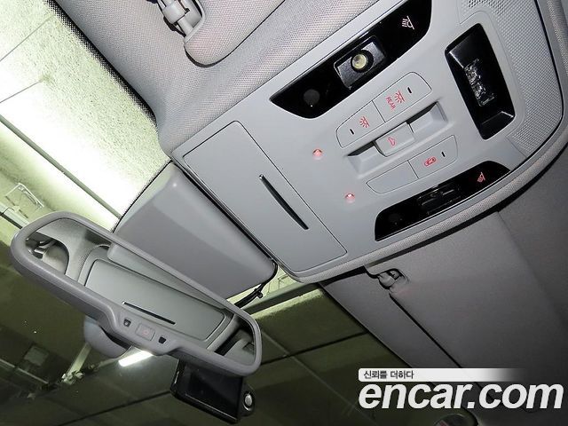 Audi A6 2014 — photo 17