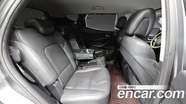 Hyundai Santafe 2016 — photo 18