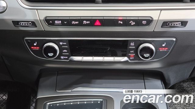 Audi Q7 2019 — photo 16