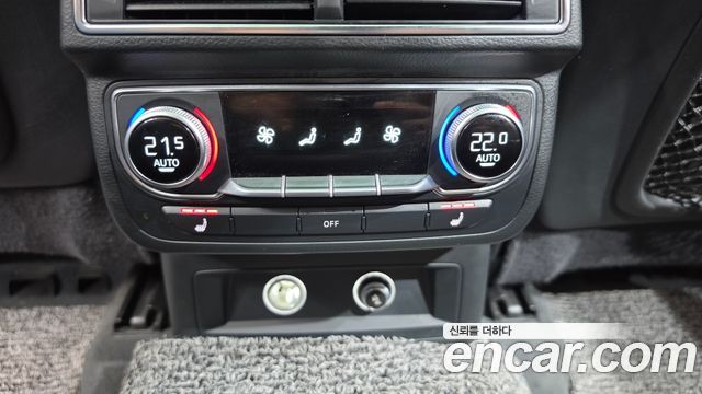 Audi Q7 2019 — photo 18