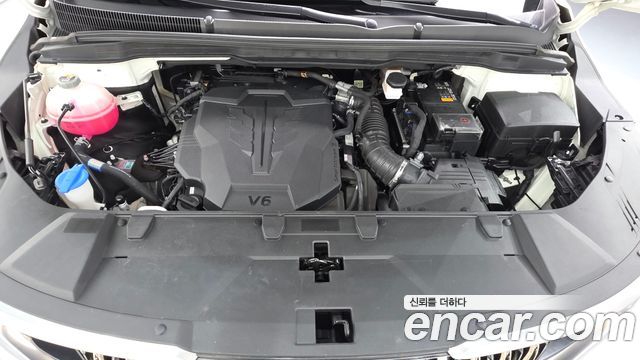 Kia Canival 2023 — photo 6