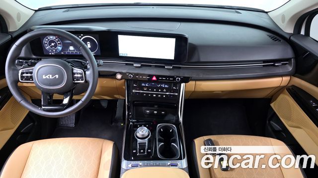 Kia Canival 2023 — photo 10