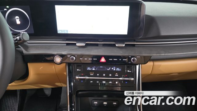 Kia Canival 2023 — photo 20