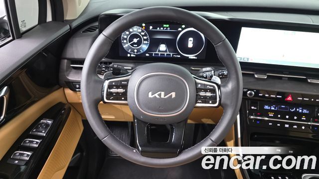 Kia Canival 2023 — photo 21
