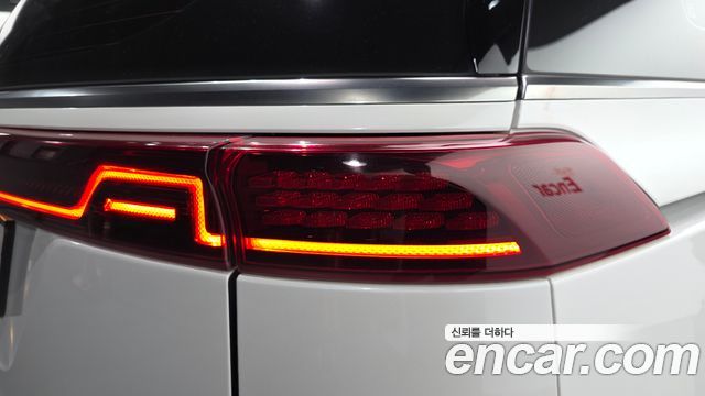 Kia Canival 2023 — photo 9