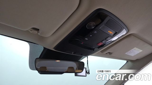 Kia Canival 2023 — photo 27