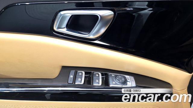 Kia Canival 2023 — photo 31