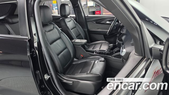 Chevrolet Korea Trailblazer 2022 — photo 17