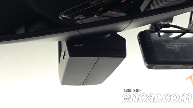 BMW 7-Series 2017 — photo 28