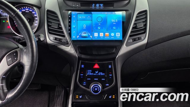 Hyundai AVANTE 2014 — photo 20