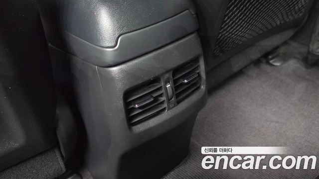 Hyundai AVANTE 2014 — photo 27