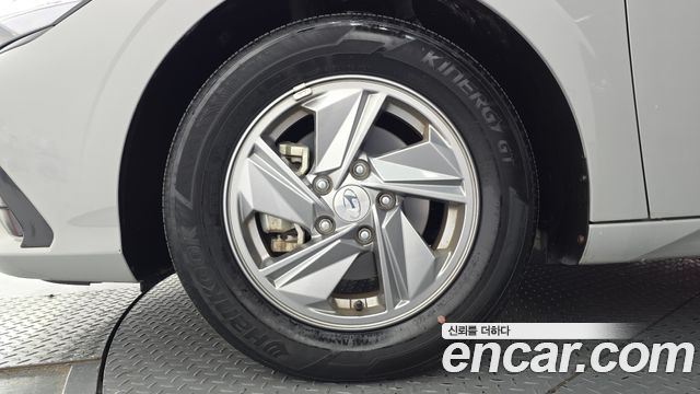 Hyundai AVANTE 2024 — photo 5
