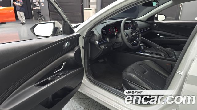 Hyundai AVANTE 2024 — photo 13