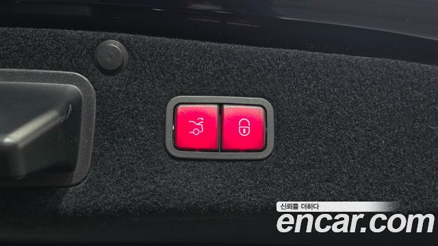 Mercedes-Benz S-Class 2016 — photo 17