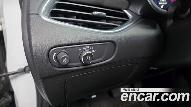 Chevrolet Korea Malibu 2019 — photo 23