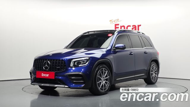 Mercedes-Benz GLB-Class 2023 — photo 1