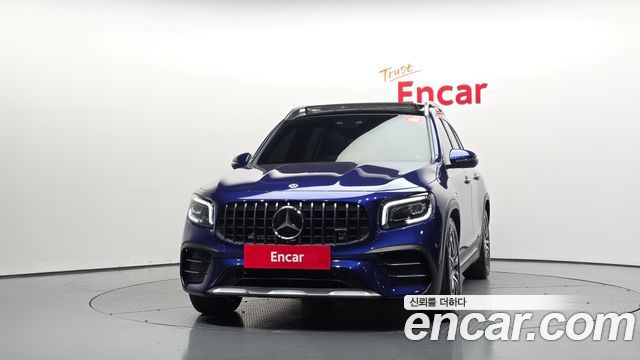 Mercedes-Benz GLB-Class 2023 — photo 3