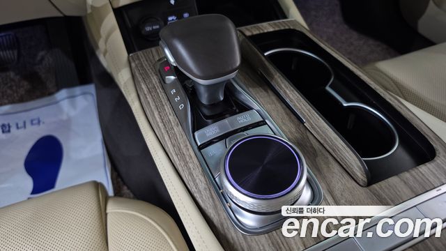 Kia K9 2022 — photo 12