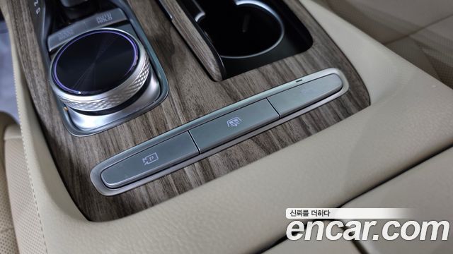 Kia K9 2022 — photo 21