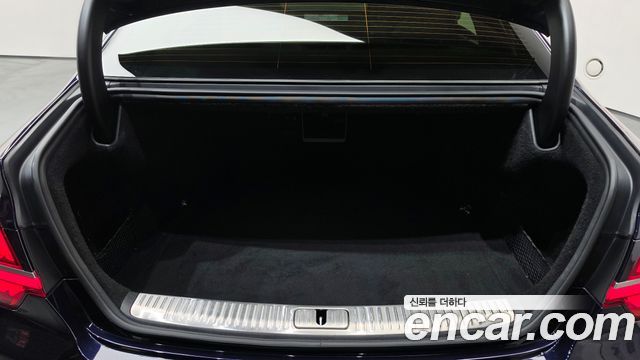 Kia K9 2022 — photo 24